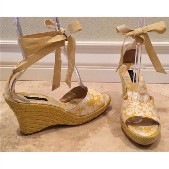 BURBERRY Ankle Tie Peep-Toe Espadrille Spain - Picture 4 of 8